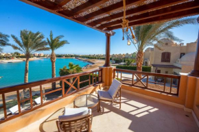 Charming Lagoon Villa Egyptian Style -Sabina 117